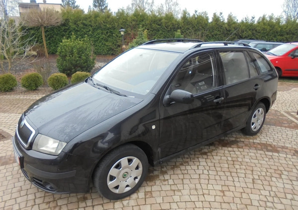 Skoda Fabia cena 5500 przebieg: 234000, rok produkcji 2006 z Mogilno małe 497